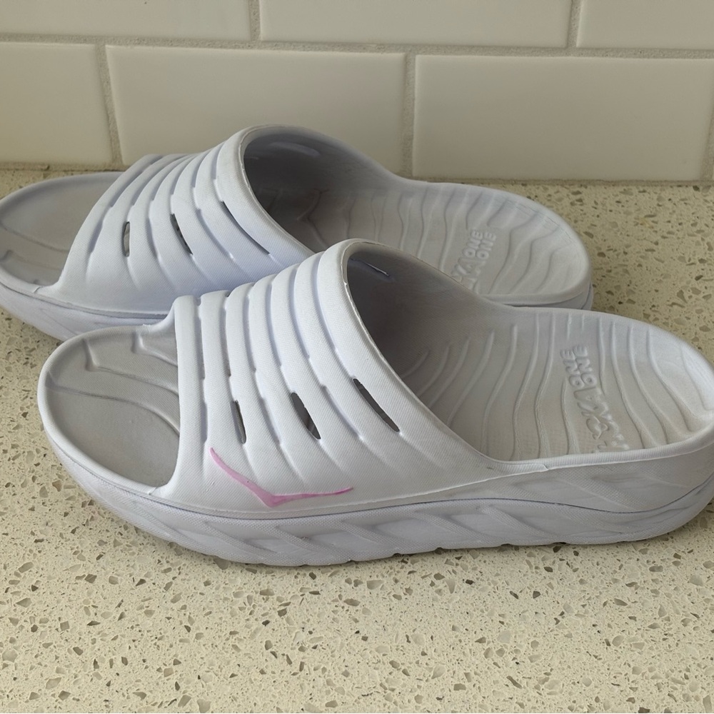 Hoka recovery slides women’s size 11 in white - Picture 7 of 7